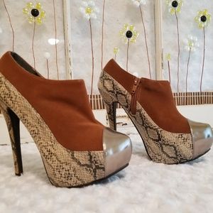 Lady Luxe brown women's shoes, size 6